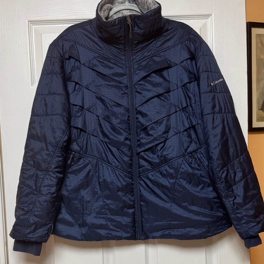Columbia Navy Quilted Lightweight Jacket
